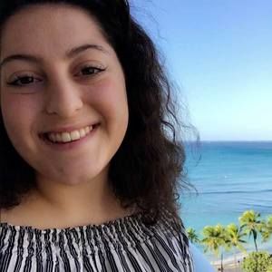 Meet your Posher, Julia